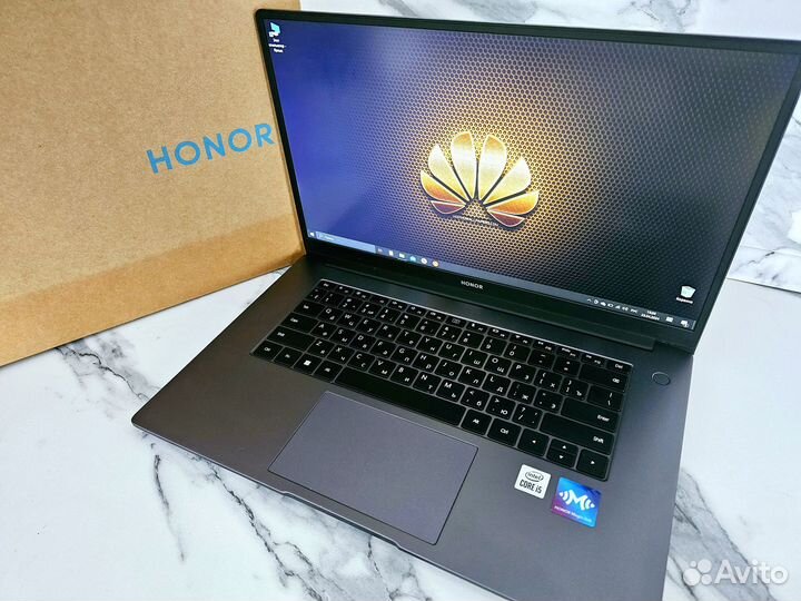 Honor MagicBook x15