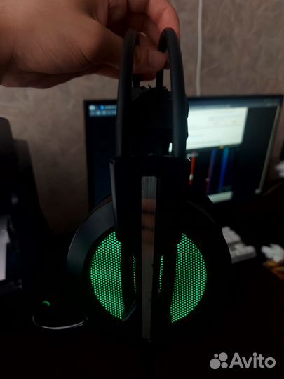 Игровые наушники