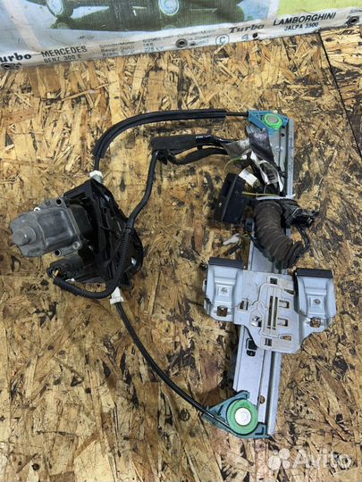 Стеклоподъемник задний левый Датсун Гранта