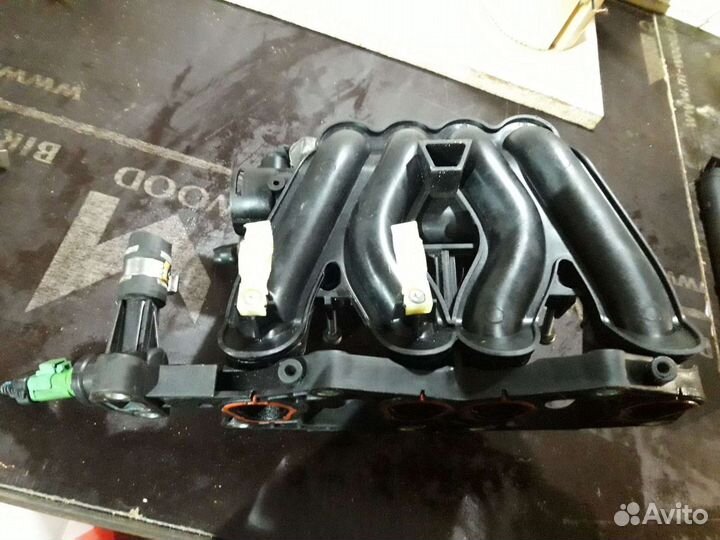 Коллектор впускной Fiat Panda 1.2 2008