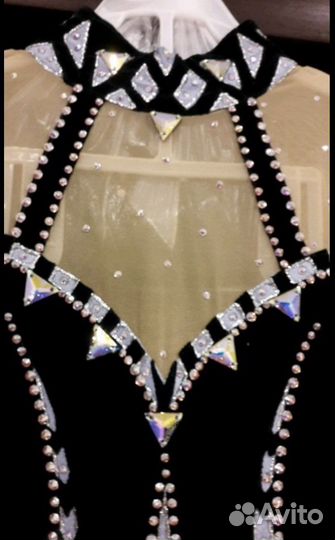 Костюм для фигурного катания