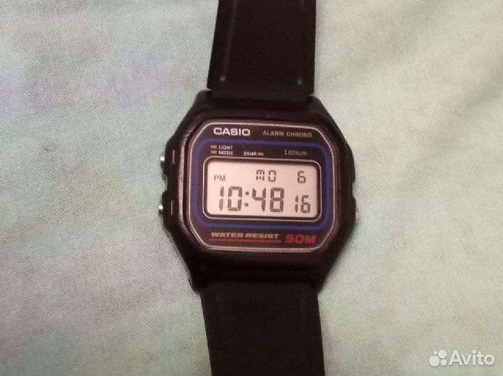 Электронные часы casio