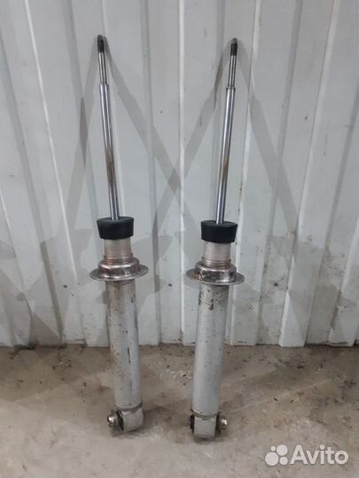 Амортизатор задний BMW 5 E 39