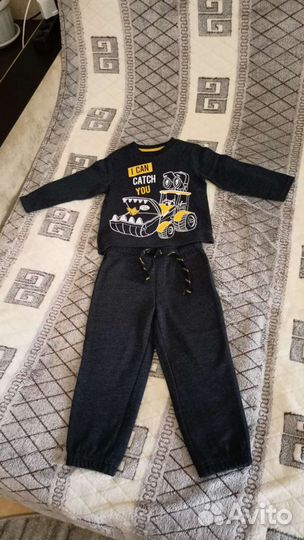 Пакетом вещи для мальчика