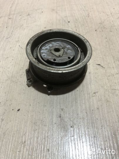 Ролик натяжной Фольксваген Пассат B5 1.6 AHL