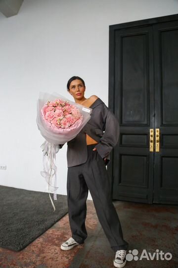 Букет с нежными диантусами. Доставка