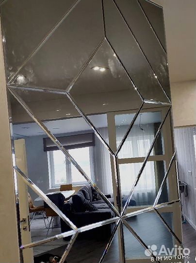 Зеркальное панно на стену