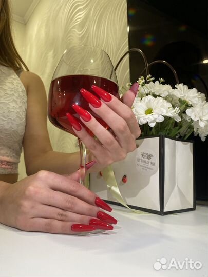 Мастер маникюра