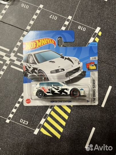 Модельки Hot Wheels