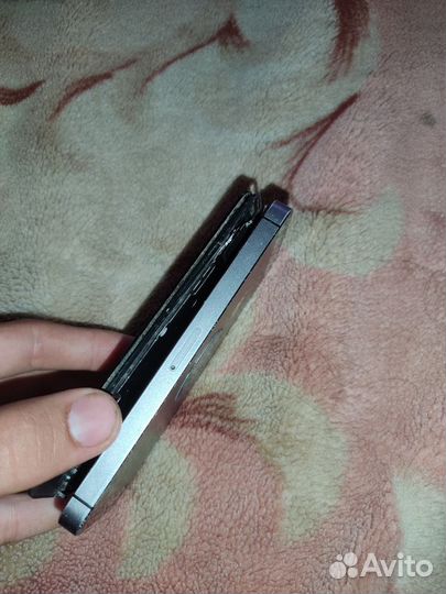 Телефон Samsung