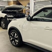 Nissan Juke 1.6 CVT, 2014, 83 200 км, с пробегом, цена 1 330 000 руб.