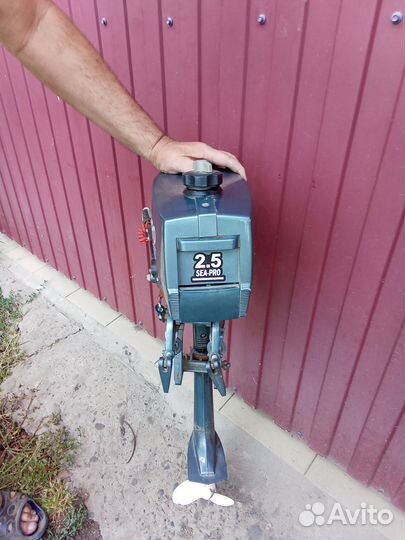 Лодочный мотор 2,5 л