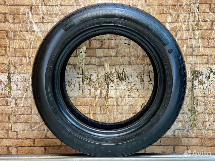 Goodyear EfficientGrip 205/60 R16