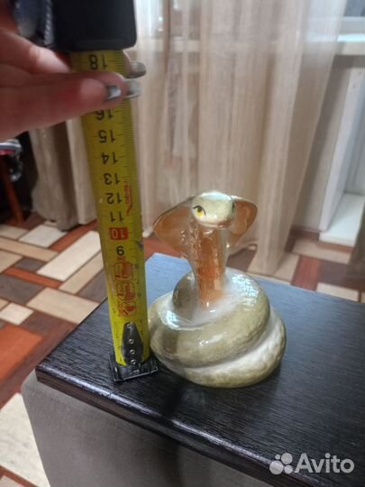 Фарфоровая змея