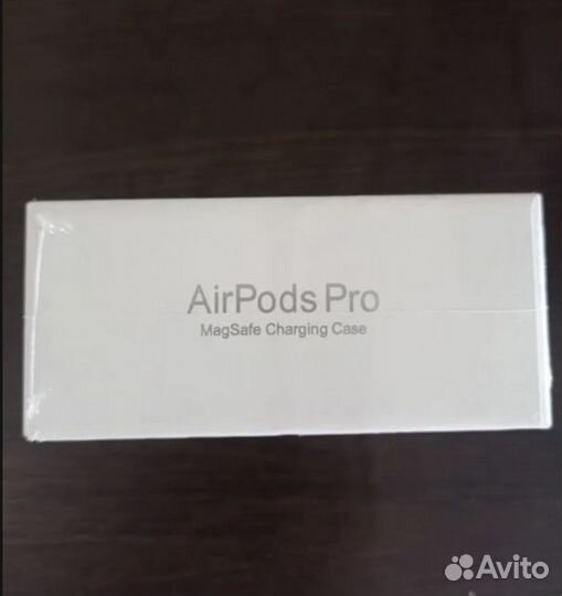 AirPods Pro Magsafe with Charging Case