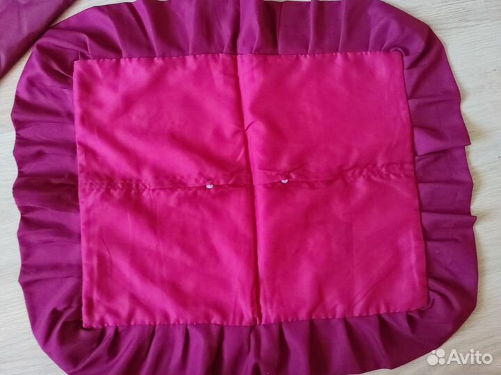 Покрывало и наволочка СССР бордового цвета