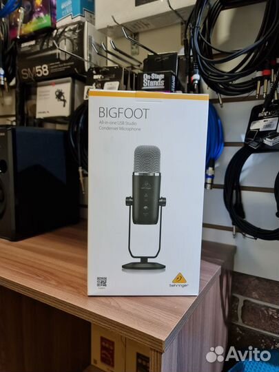 Конденсаторный микрофон Behringer BigFoot Новый