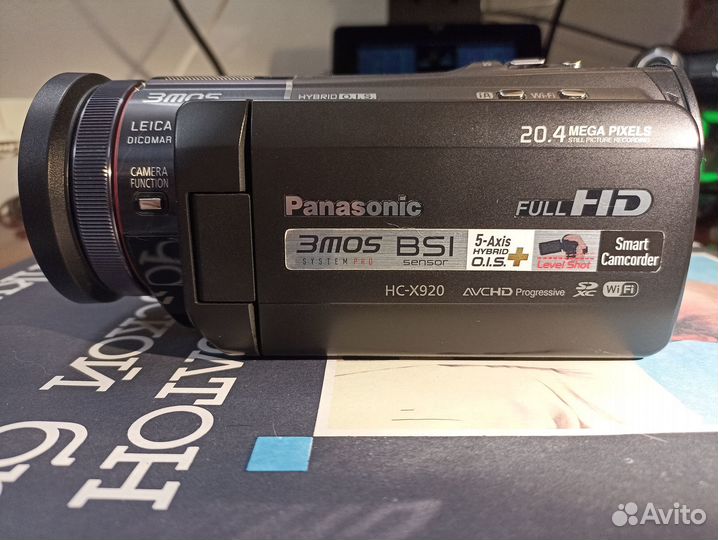 Видеокамера Panasonic HC-X920