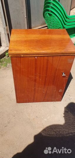 Механическая швейная машинка чайка 142 м