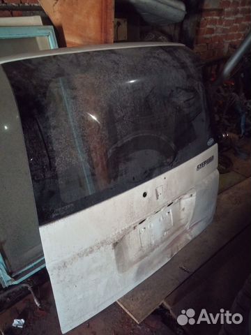 Задняя дверь Хонда stepwgn