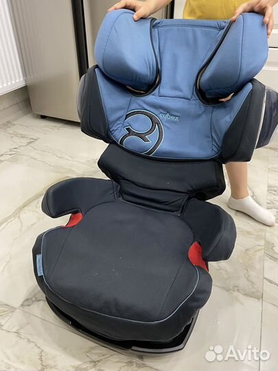 Детское автокресло (cybex)