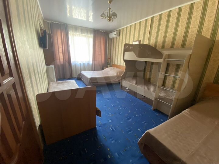 Комната 20 м² в 2-к., 3/3 эт.