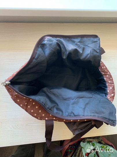 Переноска для кошек и маленьких собак