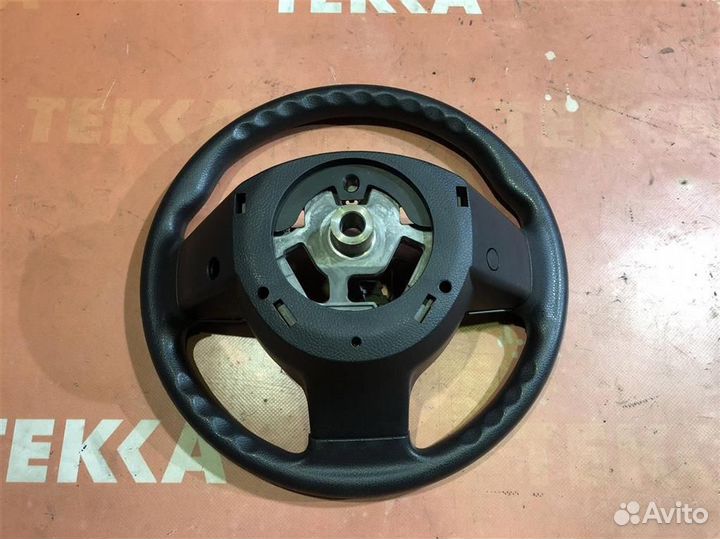 Руль Ниссан Нот ноут Е11