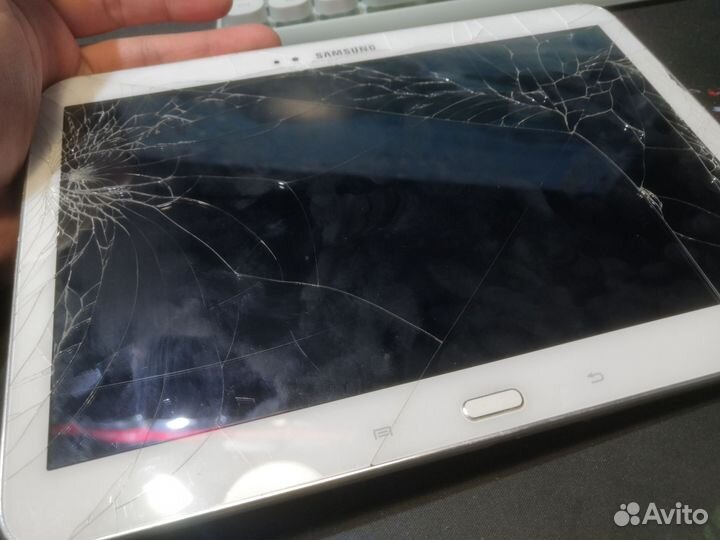 Планшет Samsung galaxy tab 3