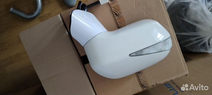 Зеркало в сборе с электрорегулировкой