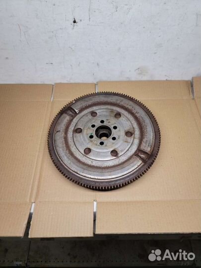 Маховик бесступенчатый автомат Audi A4 8E