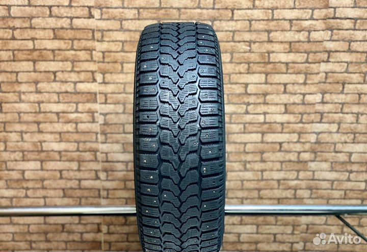 Yokohama Ice Guard F700Z 215/60 R17