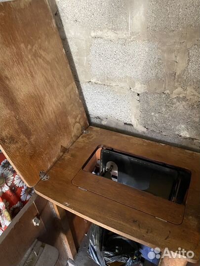 Швейная машина Altenburg