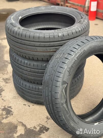 Ikon Tyres Autograph Ultra 2 SUV 235/65 R17