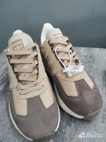 Кроссовки Adidas retropy e5