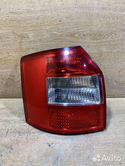 Фонарь задний левый Audi A4 B6 Арт. 111272