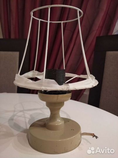 Лампа настольная