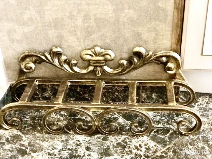 Подставка под миски питомицам -эксклюзивная кованн