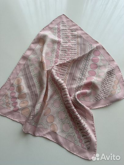 Платок Salvatore Ferragamo