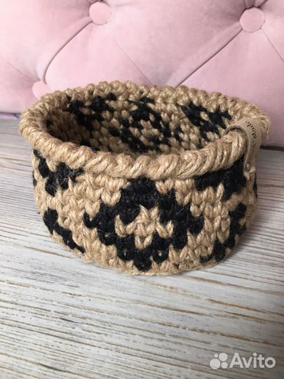 Корзинки из трикотажной пряжи и джута