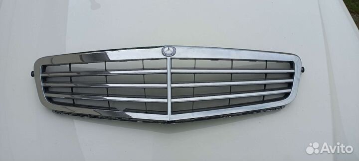 Решётка радиатора на C-klasse w204
