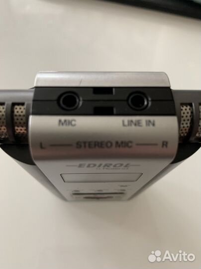 Продаю стереозаписывающее устройство edirol Roland