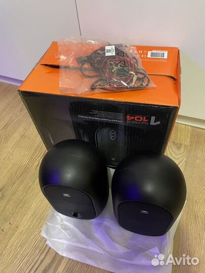 Студийные мониторы JBL 104