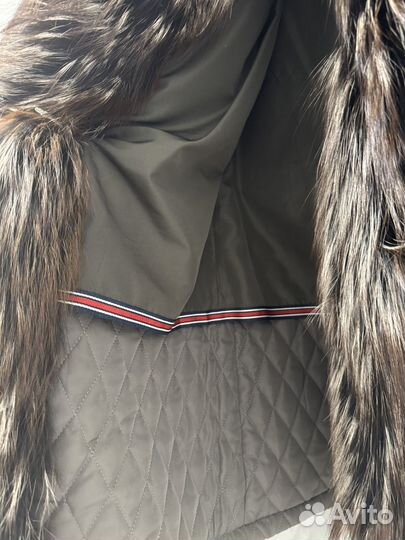 Пуховик женский