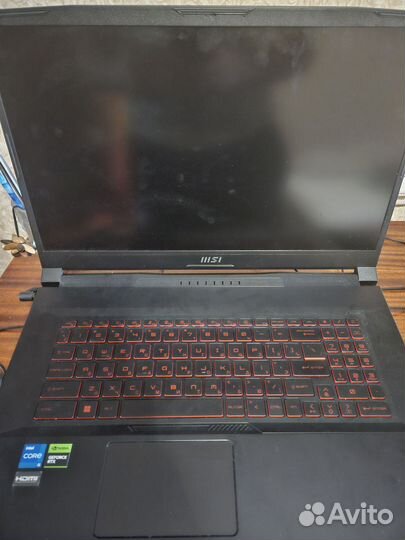 Игровой ноутбук MSI Katana 17 B11UCX