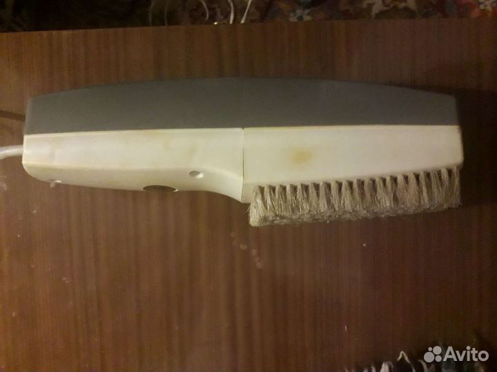 Электрощетка - пылесос 