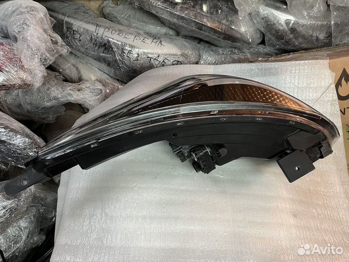 Фара правая Kia Rio 4 рестайл LED