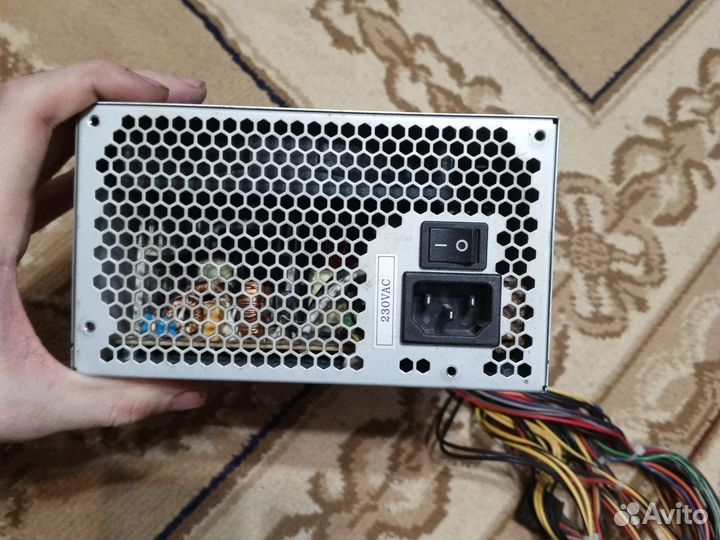 Блок питания Fsp 550w