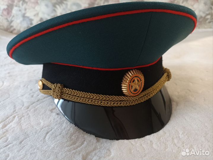 Фуражка парадная новая