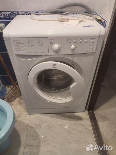 Стиральная машина indesit
